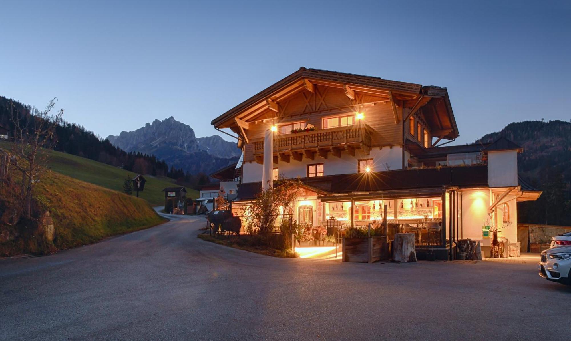 Hotel Und Alpen Apartments Mit Sauna - Buerglhoeh Bischofshofen Εξωτερικό φωτογραφία
